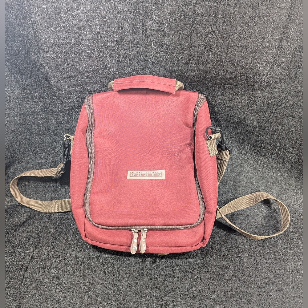 Roots Travel Essentials Toiletry Bag